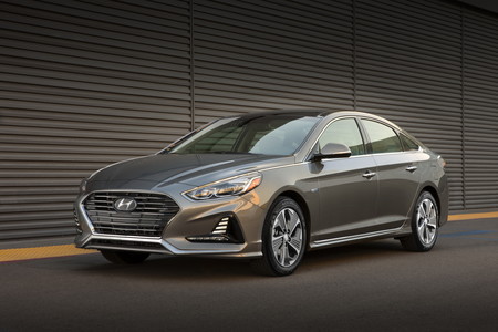 Hyundai actualiza las versiones Hybrid y Plug-in Hybrid del Sonata