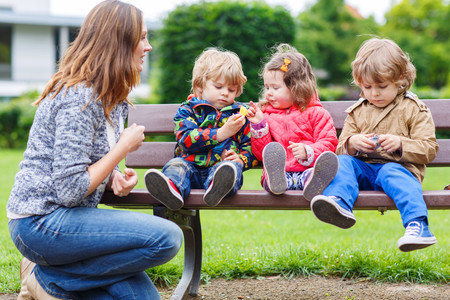 Más del 70 por ciento de las madres de familias numerosas considera que tener varios hijos le dificulta acceder a un empleo