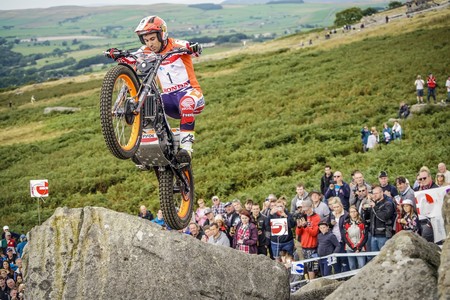Un legendario Toni Bou gana en Gran Bretaña y se lleva su 24º campeonato mundial de trial