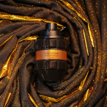 Si esta Navidad quieres sorprender a tu novio con algo tan sensual como elegante, estos perfumes con notas de tabaco son el regalo perfecto 