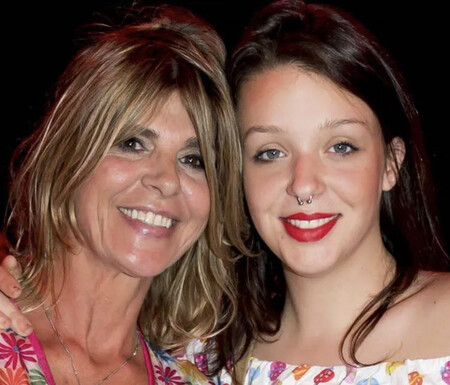 Arancha de Benito se enfrenta a la prensa y saca las garras por su hija, Zayra Gutiérrez
