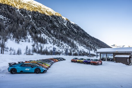 Lamborghini Esperienza Neve 2023 24