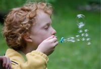 Retiran más de treinta juguetes para hacer pompas