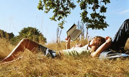 Seis lecturas recomendadas para padres (aprovechando las vacaciones)