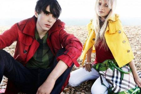 Burberry Brit apuesta por el color en la nueva campaña para esta Primavera-Verano 20011