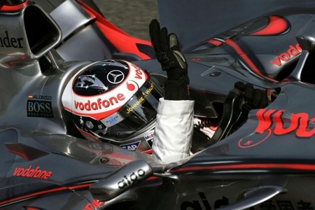 McLaren quiere cuanto antes la decisión de Fernando Alonso