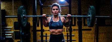 La sentadilla en multipower no es una sentadilla libre: los errores más comunes que se cometen al usar la multipower 