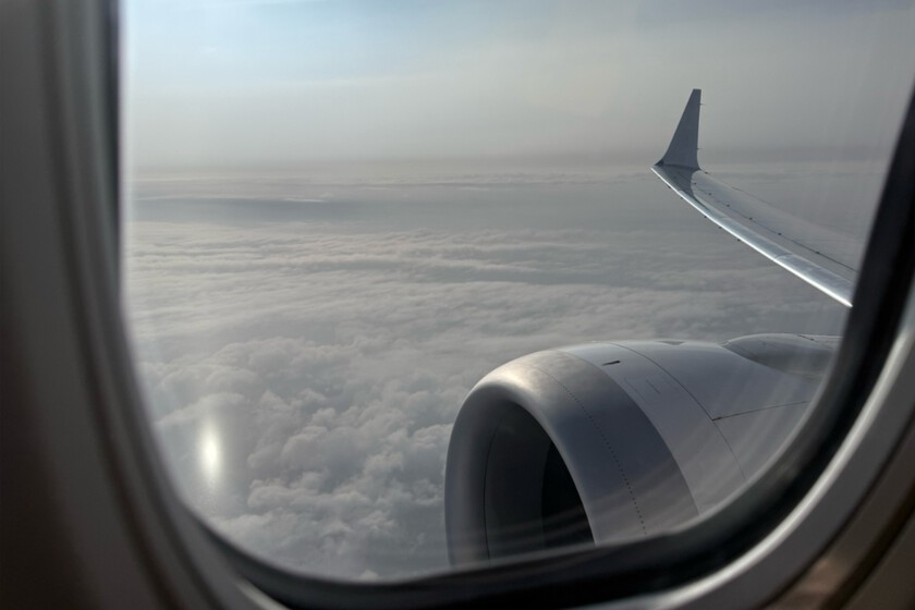 ¿Qué es una eSIM y cómo puede facilitar tus viajes?