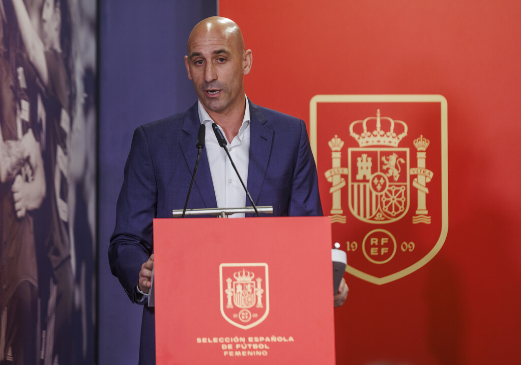 Aclarando la gran pregunta de España ahora mismo: qué hace exactamente Luis Rubiales en República Dominicana