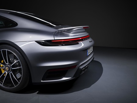 Porsche 911 Turbo Aerodinamica 03