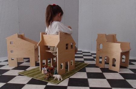 Casa de muñecas y silla todo en uno