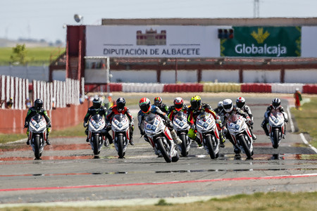 La Coppa F3 MV Agusta vuelve en 2018 con su segunda edición y busca nuevos valientes para convertirse en pilotos