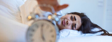 Tres hábitos negativos al despertarse que nos restan calidad de vida. Muchos lo hacemos 