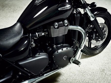 Triumph Thunderbird Storm