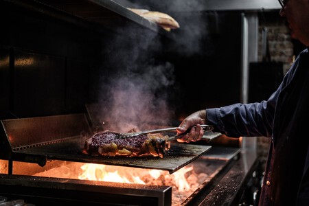 Chuleta a la brasa de Taberna Pedraza.