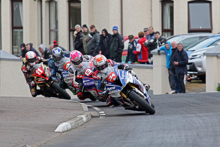 Un rey en el norte, un rookie y un español, así ha sido el fin de semana en la North West 200