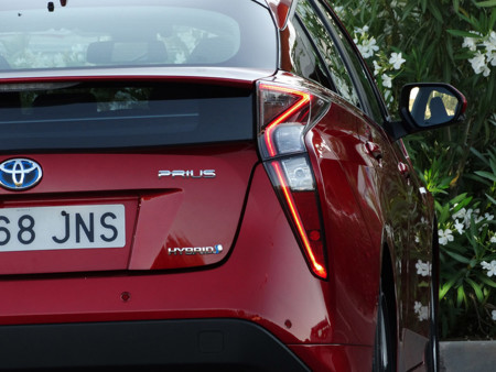 Toyota Prius 2016, pilotos traseros