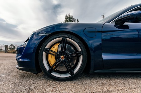 Porsche Taycan Turbo S llantas
