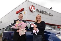 Nacida en un Zafira, pues se llamará Zafira 