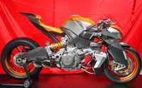 Salón de Milán: Aprilia FV2 1200