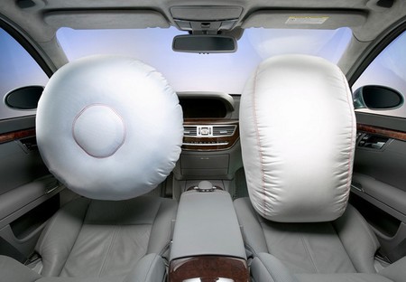 Y ahora, los airbags de Takata estallan en la cara a Volkswagen: 4,86 millones de coches, a revisión en China