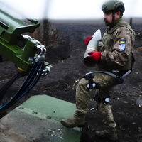 Los drones ya no son la tecnología favorita en Ucrania: ahora utilizan en combate exoesqueletos como el de Death Stranding 