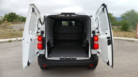Toyota Proace Furgon 54