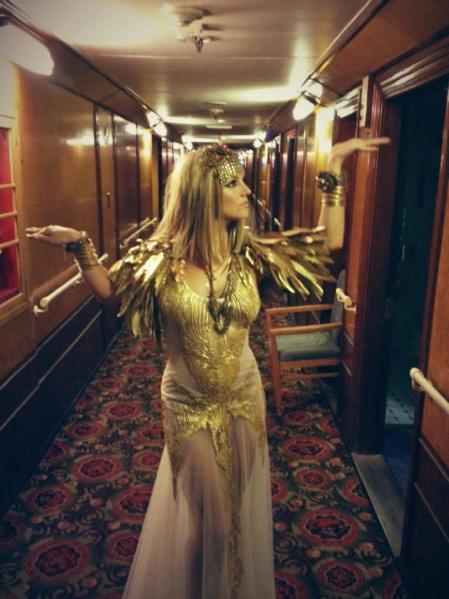 Britney Spears se triplica en el anuncio de 'Fantasy Twist', ¿con cual te quedas?