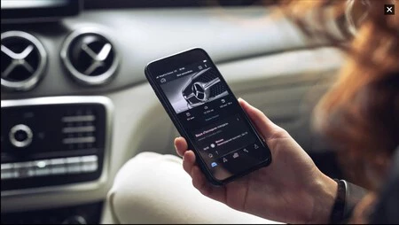 app móvil de Mercedes-Benz
