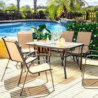 Una mesa y seis sillas de jardín al 50% de descuento: Leroy Merlin arrasa en su outlet renovándonos la terraza  