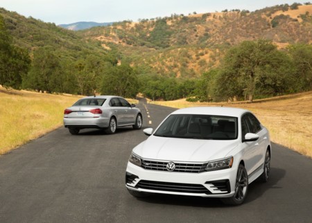 Volkswagen Passat 2016, una manita de gato para la interpretación alemana de los autos americanos