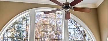 Cómo instalar un ventilador de techo sin complicarte: las cinco comprobaciones que debes hacer antes de encenderlo 