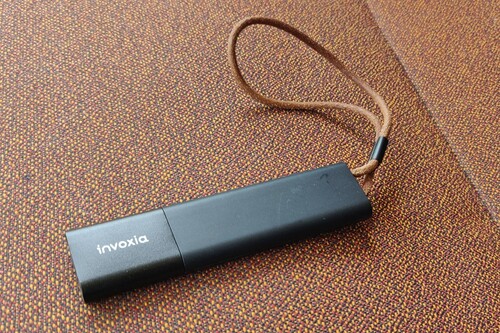 Probamos Invoxia GPS Tracker: un localizador sencillo, discreto y sin tarjeta SIM para tener controlado el coche por 99 euros