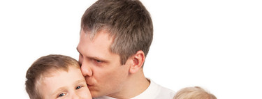 ¿Tienes un hijo favorito? La ciencia asegura que sí, que es natural y que no debes sentirte culpable