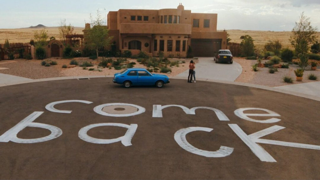 Ni siquiera el creador de 'Pluribus' sabe cuándo volverá, y Stephen King se ha puesto nervioso: "No estoy haciéndome más joven"