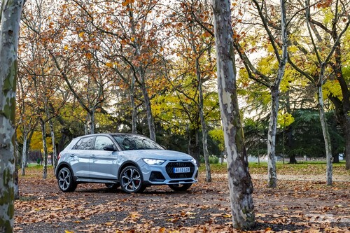 Probamos el Audi A1 Citycarver: el utilitario que no quiere ser SUV es más alto pero igual de dinámico (y más caro)