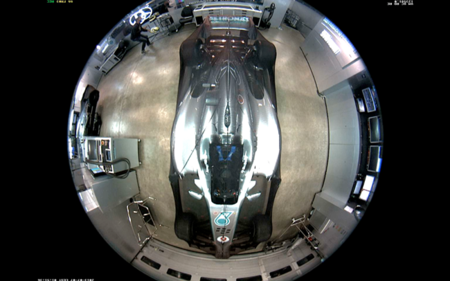 Nico Rosberg busca su casco robado