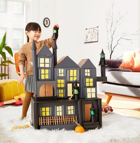 Little Girl With Mansion Of Mystery Cddf56e5