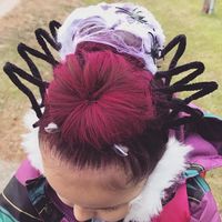 25 ideas de peinados divertidos para hacer a niños y niñas en Halloween