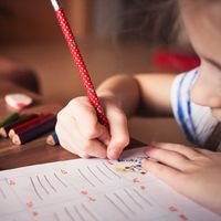 Once canciones y trucos para que los niños aprendan ortografía de forma divertida