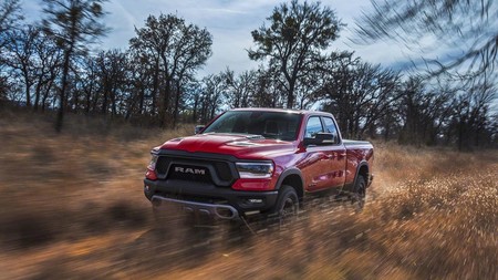 Vuelven los 6 cilindros en línea a FCA para que Jeep, RAM y Dodge sean todavía más cañeras