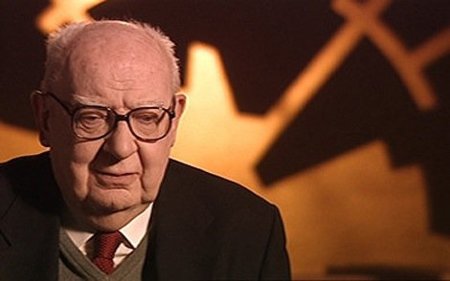 José Luis Borau, presidente de la SGAE: "Aquí se tiende a no respetar los derechos de autor"
