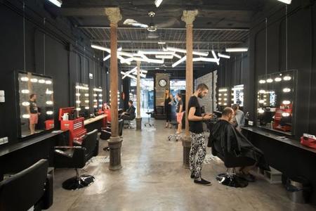 ¿En Madrid y sin saber dónde cortarte el pelo? Probemos en "Corta Cabeza"