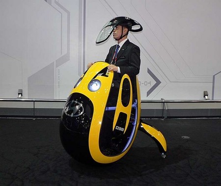 Hyundai E4U: un extraño vehículo para la movilidad personal