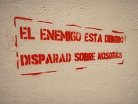 Cuando el enemigo está en casa