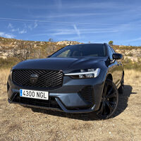 El Volvo XC60 mantiene toda la esencia de ser un “ladrillo con ruedas”. Y eso es genial