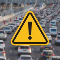 Cómo saben Google Maps y Apple Maps que hay atasco y por qué a veces falla al detectarlo 