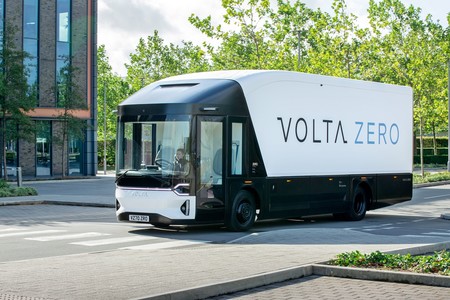 El camión eléctrico Volta Zero quiere tener 500 unidades fabricadas en 2022, y ahorrar 180.000 toneladas de CO₂ hasta 2025