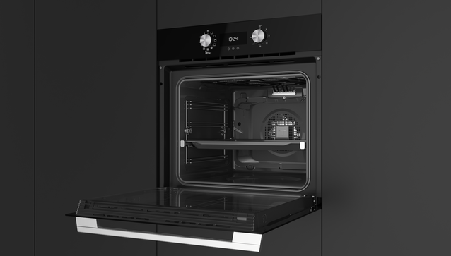 Teka lanza el AirFry HCB 6646, un horno con bandeja microperforada para 