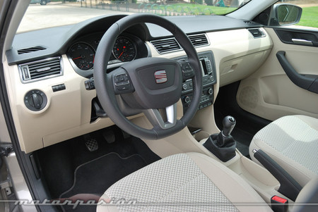 SEAT Toledo interior